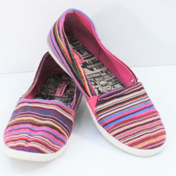 Rock Candy By Zigi Maui Slip Ons 